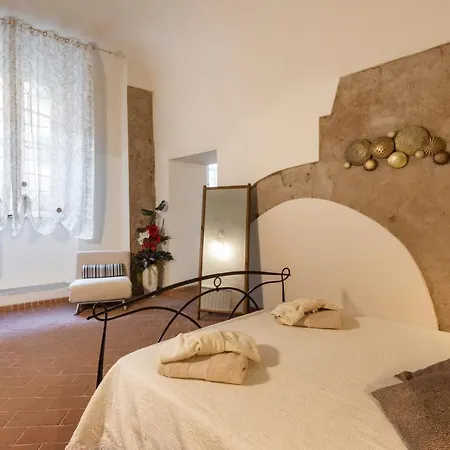 Sm 32 Galilei Apartment Pisa